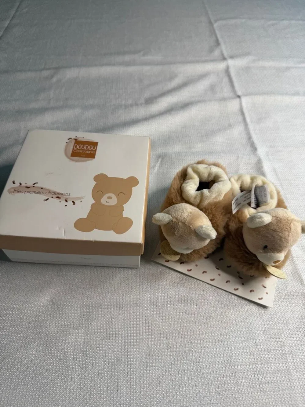 DouDou et Compagnie Paris Bear Plush Baby Slippers 0-6 Months NIB New